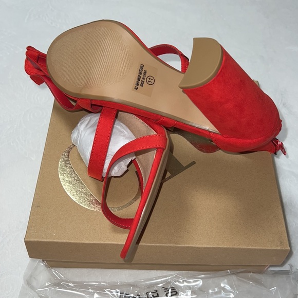 Beautiful Charlotte Russe heels - Picture 8 of 12